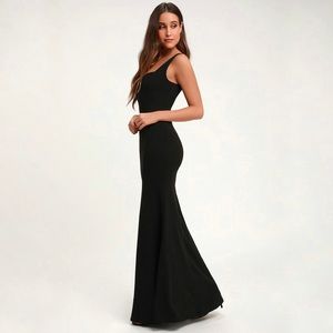 NWT Lulu’s Sweetest Thing Black Maxi Dress Gown L